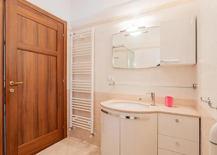 Oasi In Prato Private Parking